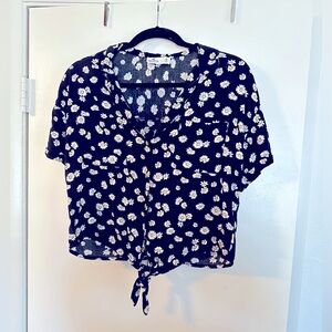 Hollister Women’s Crop Daisy Blouse